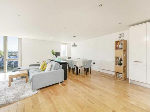 Apartment for rent in Clapham, Greater London
