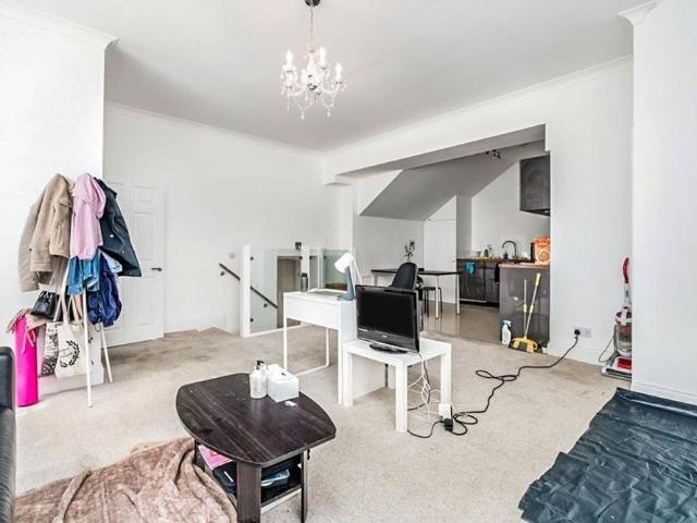 Apartment for rent in The Polygon, City Of Southampton