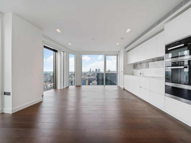 Flat for rent in Greater London