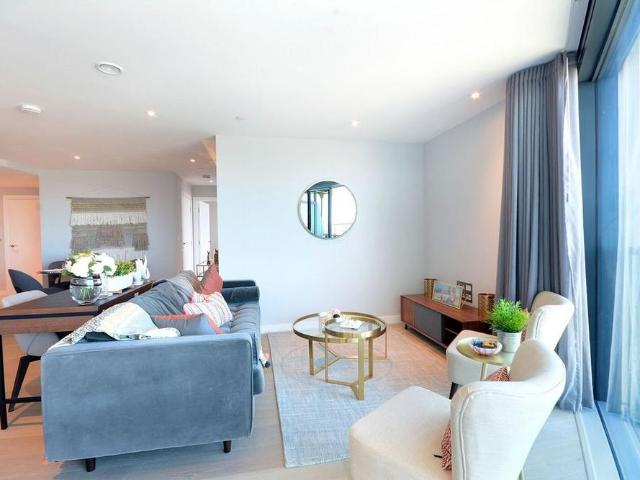 Apartment for rent in Kennington, Greater London