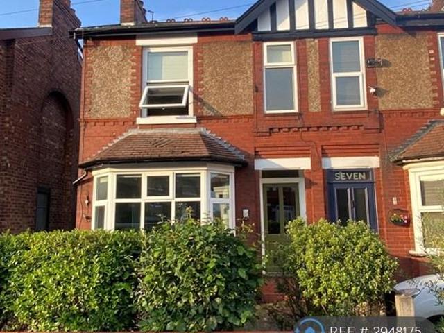 Flat for rent in Gorse Hill, Trafford Park