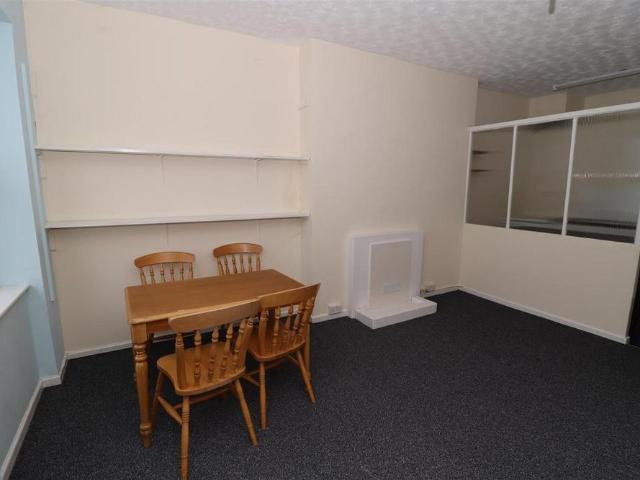 Apartment for rent in West Marina, Guestling Green