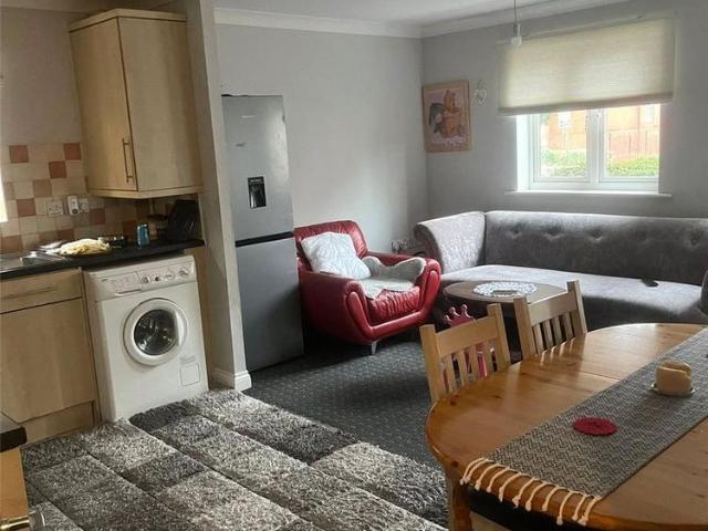 Apartment for rent in Whitestone, Camp Hill