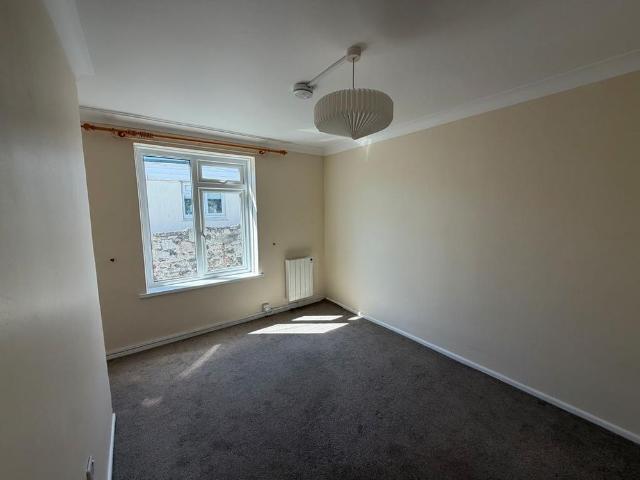 Apartment for rent in Marazion