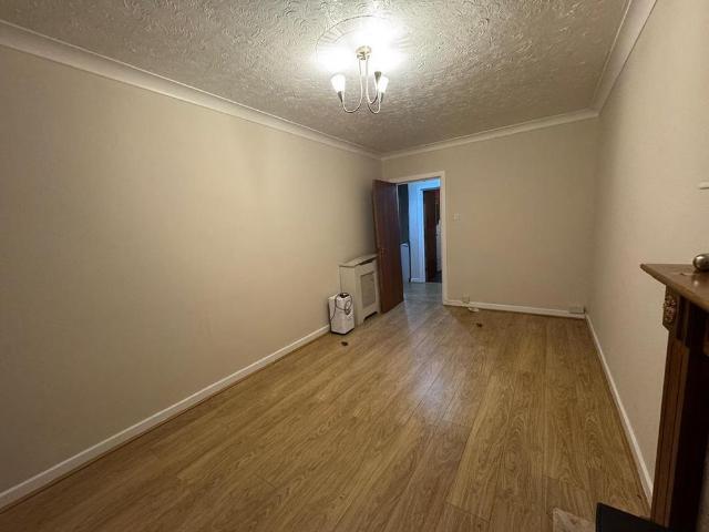 Apartment for rent in Mount Pleasant, Nangreaves