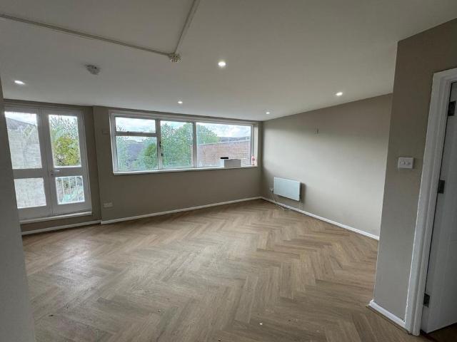 Apartment for rent in The King's Mile, The Bridge