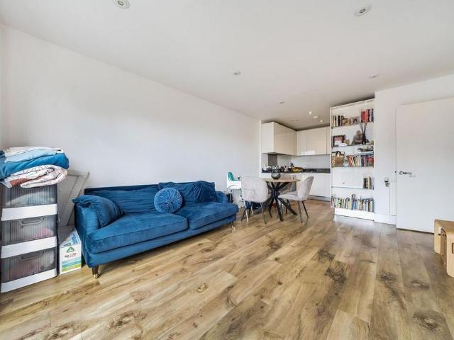 Apartment for rent in Glyndon, Greater London