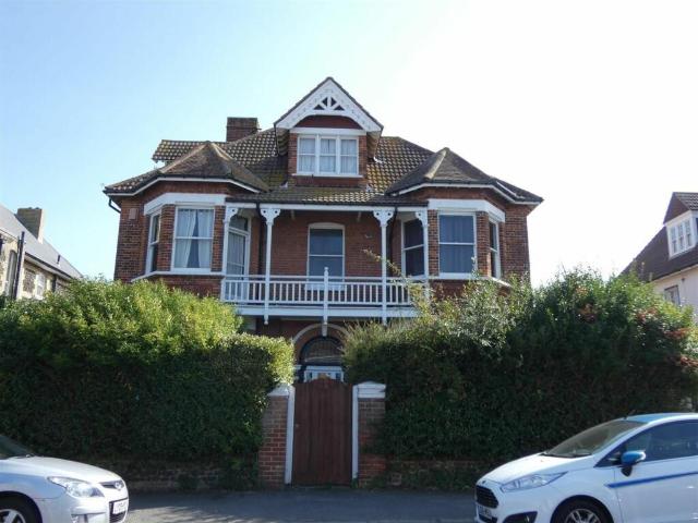 Flat for rent in Westgate-on-Sea, Acol