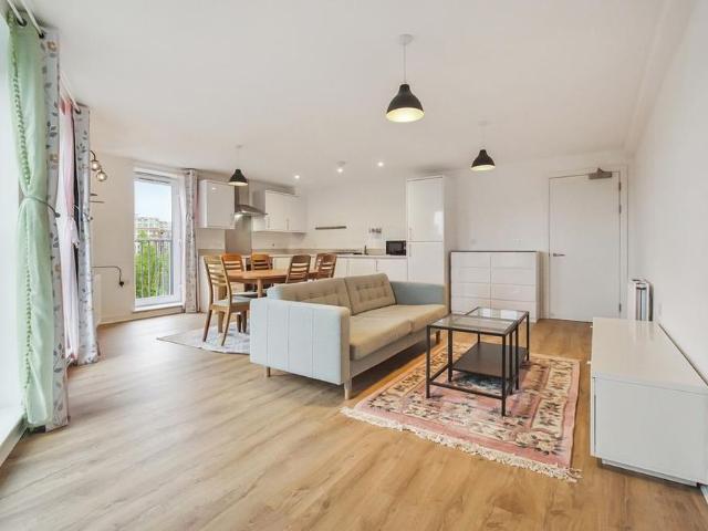 Apartment for rent in Calton, Scotland