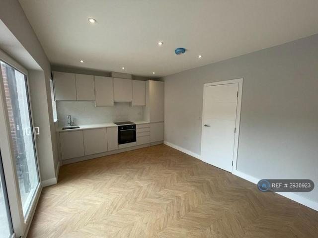 Apartment for rent in New Eltham, Greater London