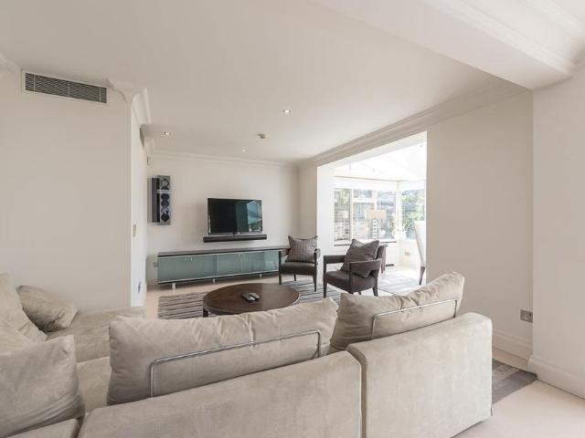 Apartment for rent in Maida Vale, Greater London