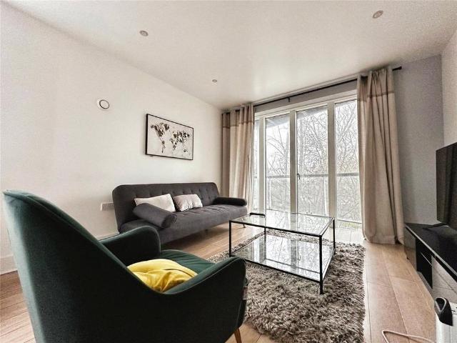 Apartment for rent in High Wycombe Community Board, High Wycombe