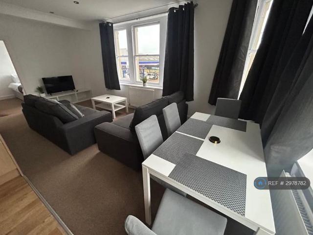 Apartment for rent in Upton, Acol