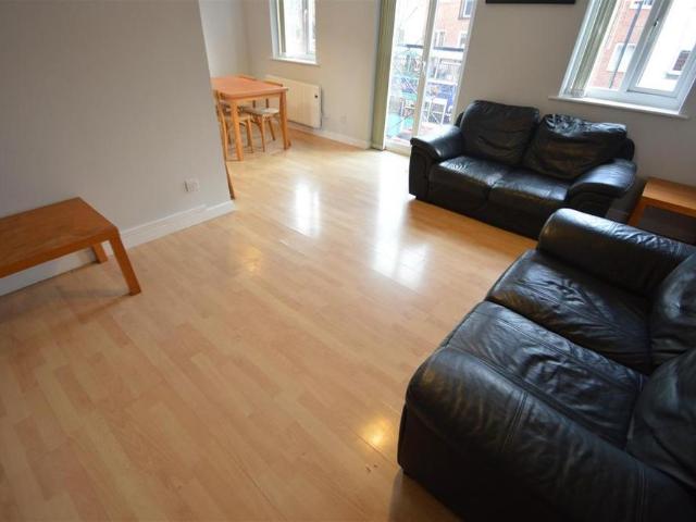 Apartment for rent in City Centre, Georgia