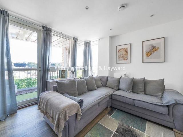 Apartment for rent in Alperton, Greater London