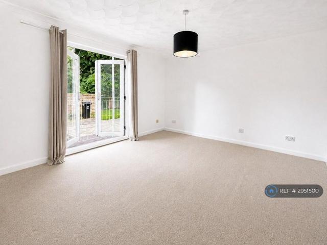 Apartment for rent in Hawkhead, Glenburn