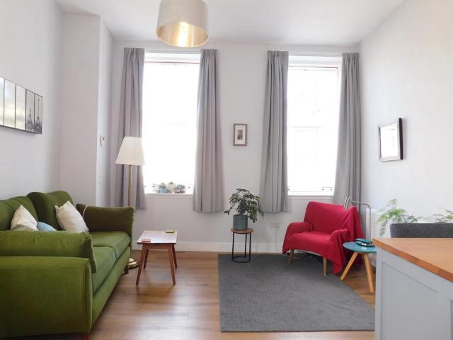 Flat for rent in Silvermills, Scotland