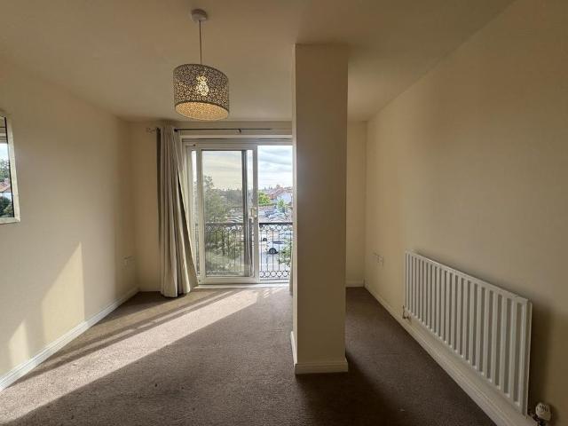 Apartment for rent in Stone with Bishopstone and Hartwell, Fairford Leys