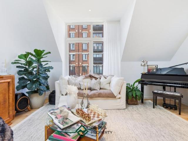 Apartment for rent in Goodluck Hope, Greater London