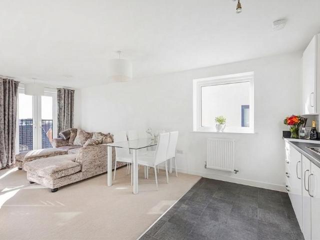 Apartment for rent in Stanborough, Fretherne