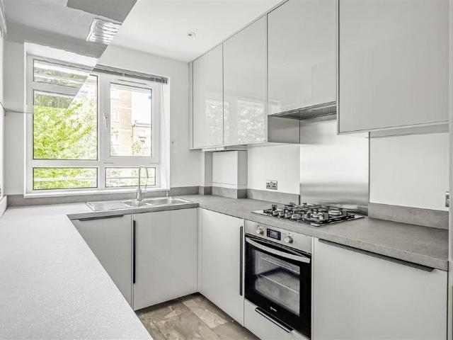 Flat for rent in Chelsea, Greater London