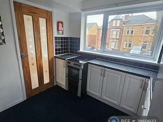 Apartment for rent in Claughton, Wirral