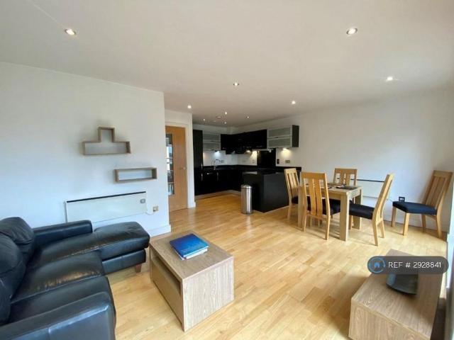 Apartment for rent in Foss Islands, High Field
