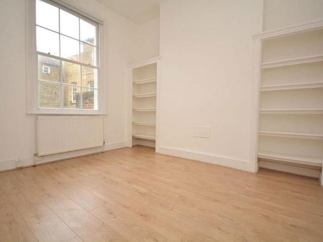 Apartment for rent in Westbrook, Acol