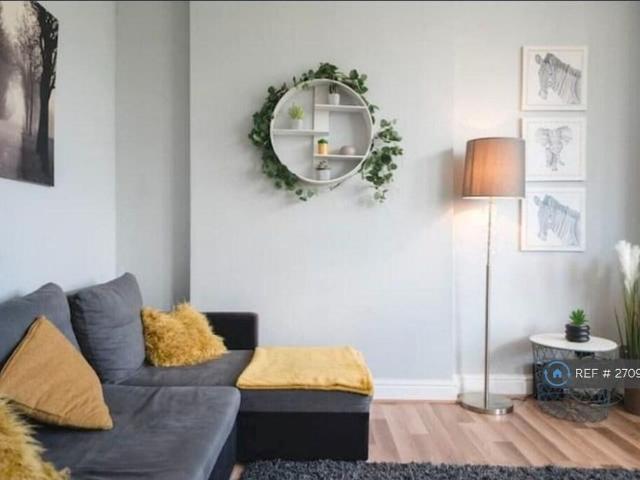 Apartment for rent in Charminster, Bournemouth
