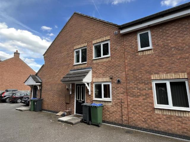 Flat for rent in Horseley Heath, Tipton