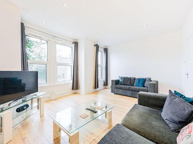 Apartment for rent in London Borough of Lewisham, Greater London