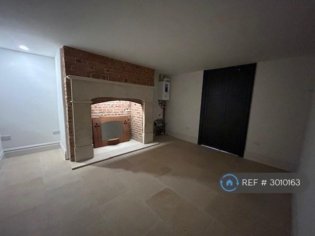 Apartment for rent in Golden Valley, Gloucestershire