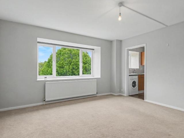 Apartment for rent in Radlett, Hertsmere