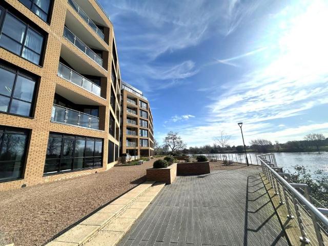 Flat for rent in Haddon, East Midlands
