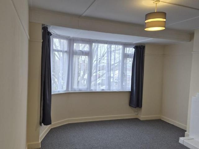 Apartment for rent in Strood
