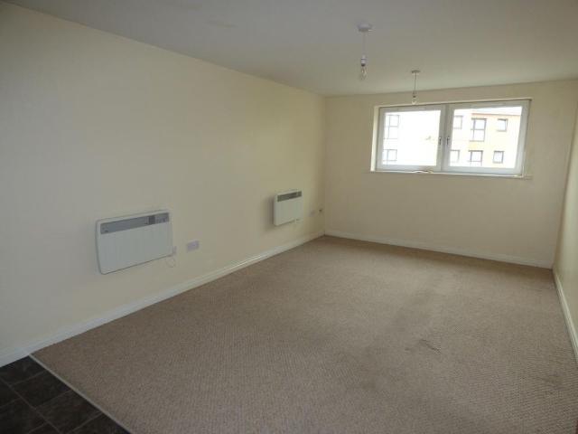 Apartment for rent in Garston, Calderstones