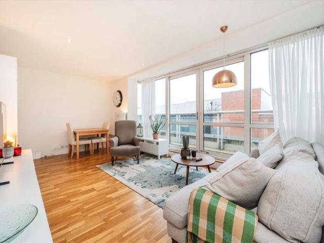 Apartment for rent in Blackfriars, Lyons