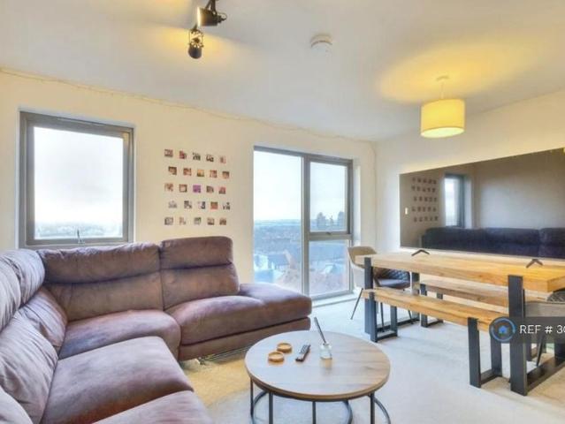 Apartment for rent in St Crispin's, Upton