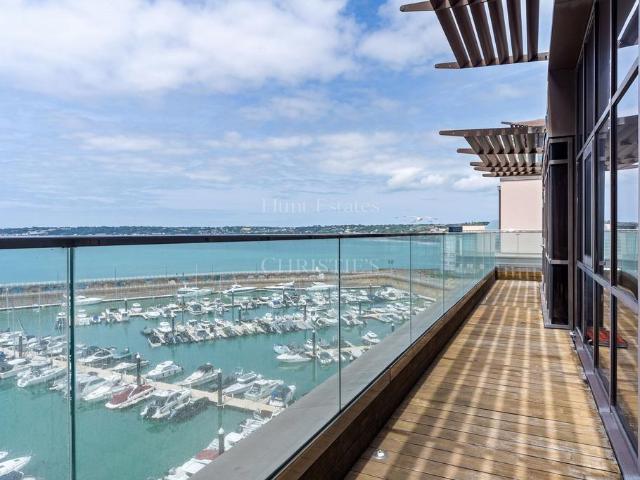 Flat for rent in St Helier, Greater London