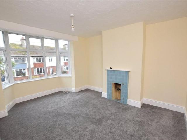 Apartment for rent in Flexbury, Cornwall