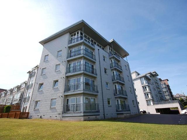 Flat for rent in Craigiebuckler, Ballindoch
