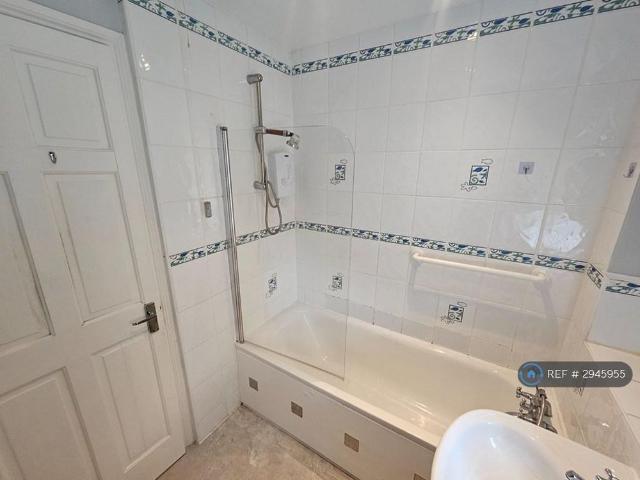 Apartment for rent in Glenburn, Scotland