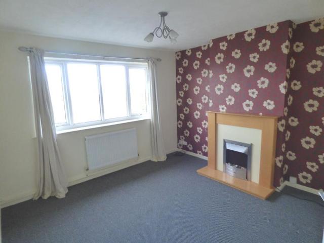 Apartment for rent in Llysfaen, Wales