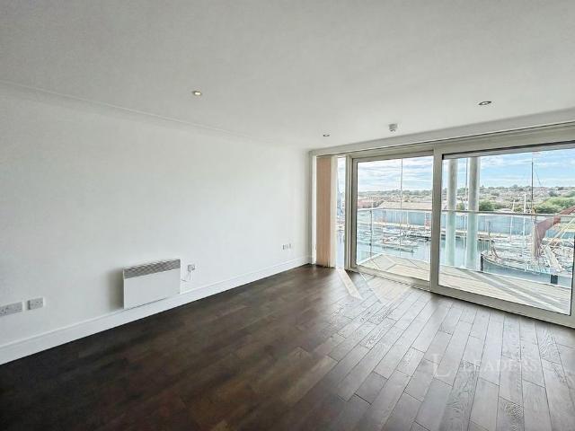 Apartment for rent in Key Street, Suffolk