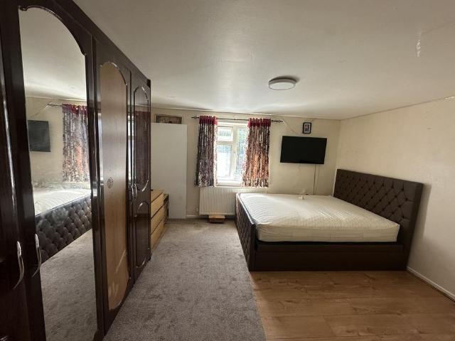 Apartment for rent in London Borough of Hounslow, Greater London