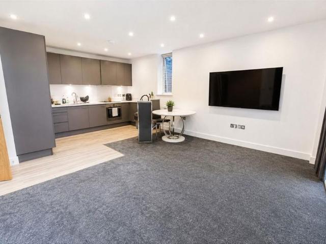 Apartment for rent in West Drayton, Greater London