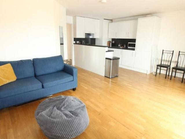 Apartment for rent in Chalk Farm, Greater London