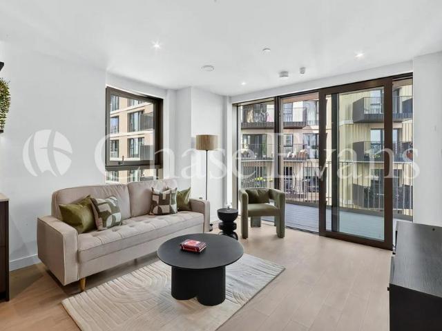 Flat for rent in Walworth, Greater London