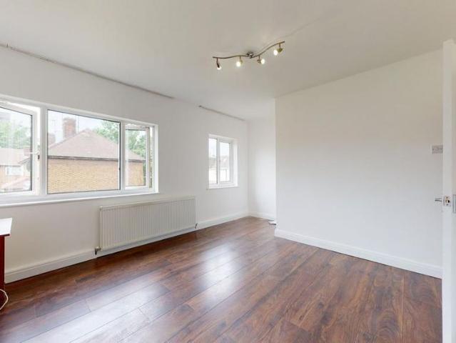Apartment for rent in Upper Edmonton, Greater London