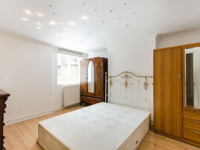 Apartment for rent in London Borough of Merton, Greater London